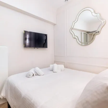 Magnifique Deux Montmartre Avec Clim Et Cinema Apartamento París